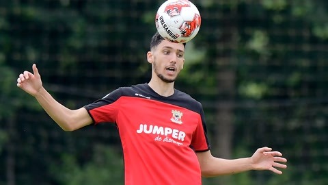 外线组在高 外线组在高